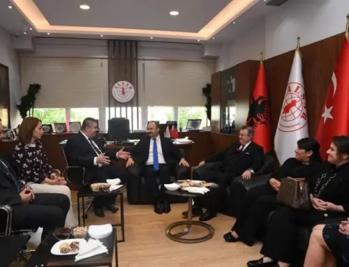ATTSO Kadın Girişimciler Grubu yetim çocuklara yardımında bulundu